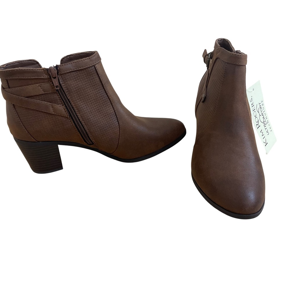 Kim Rogers Octavia Brown Perforated Faux Suede Block Heel Ankle Boots SZ 9.5 NWT